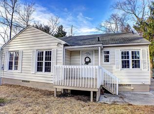 2916 Kent Rd, Stow, OH 44224