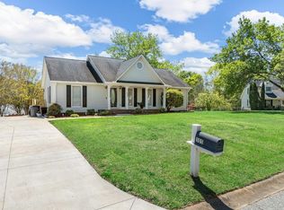 305 Barefoot Ln, Inman, SC 29349