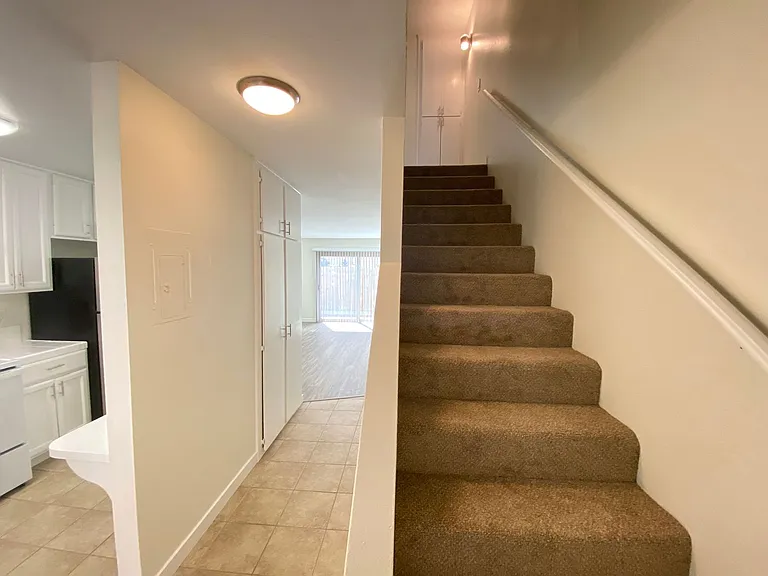 Cinnamon Apartments — Photo 17