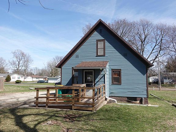 4th image of 440 Franklin Ave