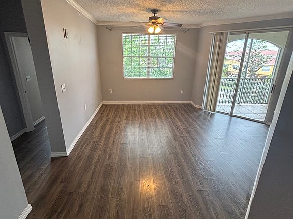 4th image of 5552 Bentgrass Dr Unit 301