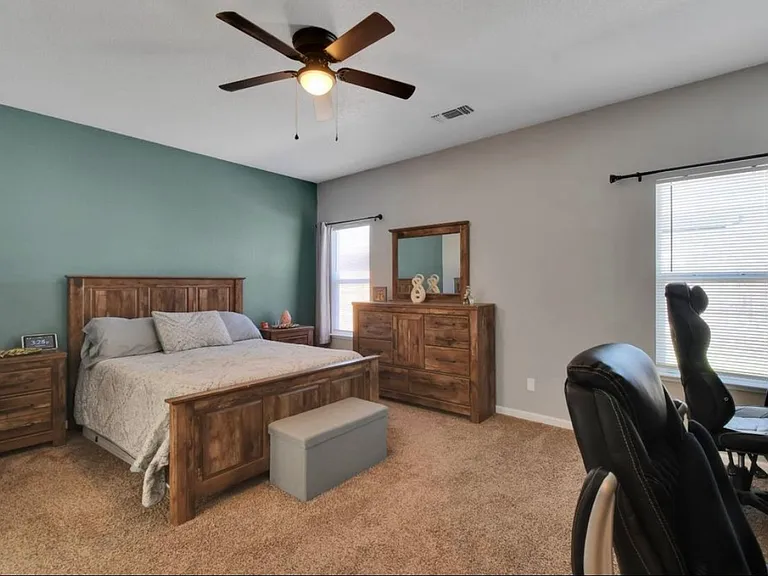 1825 Woodland Dr — Photo 9
