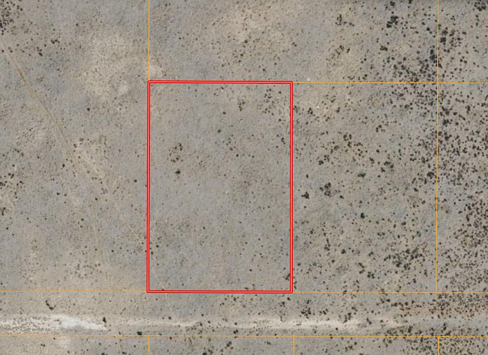 2nd image of 19 Estancia Ranchettes #7-2