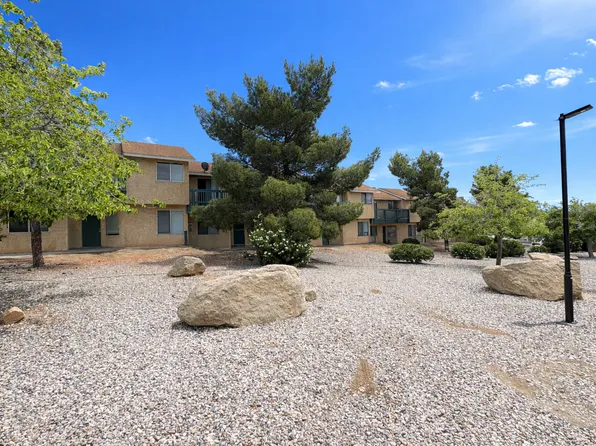 16221 Apple Valley Rd, 16221 Apple Valley Rd #5B, Apple Valley, CA 92307