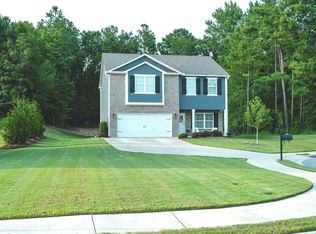 1087 Flyway View Ln, Alabaster, AL 35007