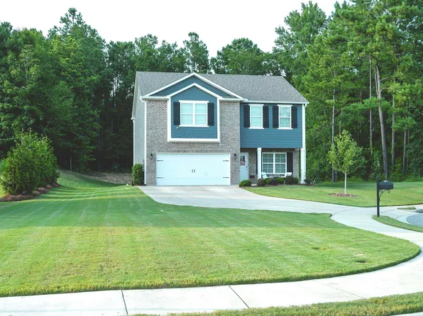 1087 Flyway View Ln, Alabaster, AL 35007