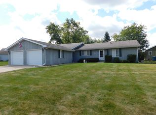 2606 Morningside Dr, Crown Point, IN 46307