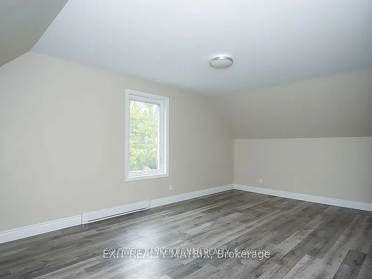1429 Meadow Dr #2 — Photo 8