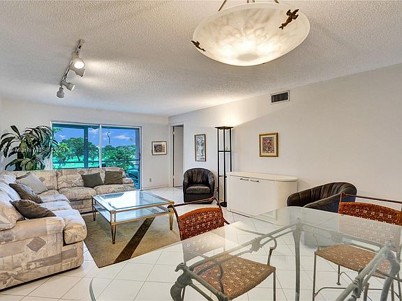 2nd image of 9461 Sunrise Lakes Blvd APT 307