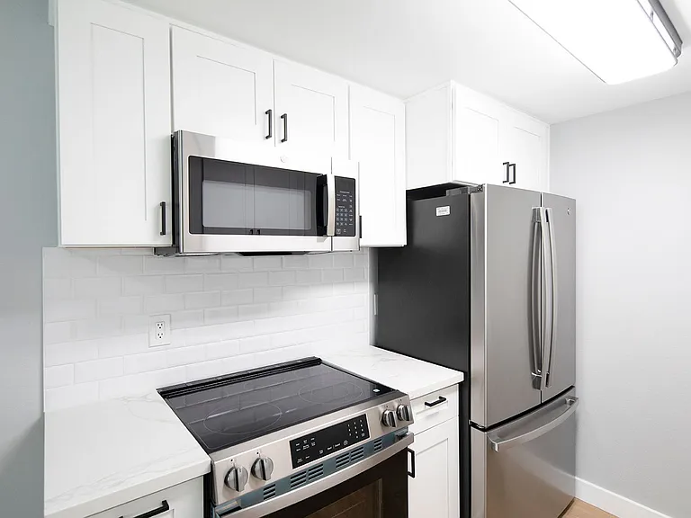 7601 Eads Avenue — Photo 34