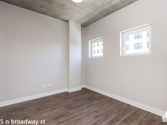 2nd image of 3835 N Broadway St #125