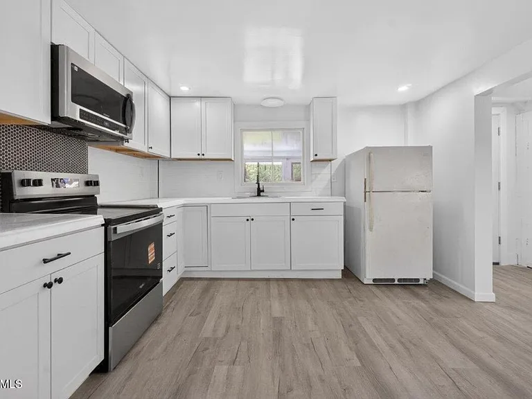 1809 Ridge Rd — Photo 11