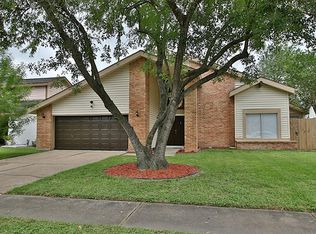 6103 Downwood Forest Dr, Houston, TX 77088