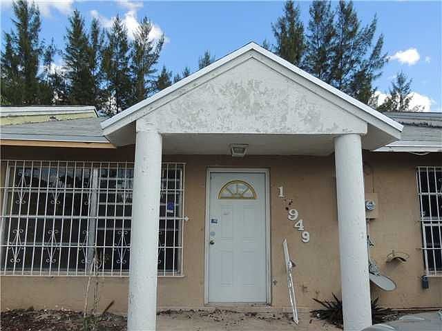 2nd image of 17949 NW 40th Ct