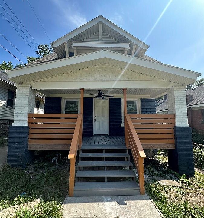 1st image of 2809 E 39th St