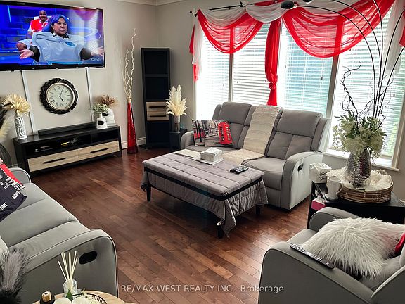 3rd image of 12692 Hurontario St