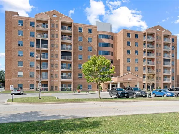 3855 Southwinds Dr #702, Windsor, ON N9G 2N2