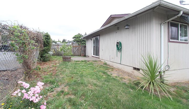 1st image of 1647 Salishan St SE #4