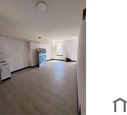 3 bed, 975 sqft, $1,510 — Photo 3