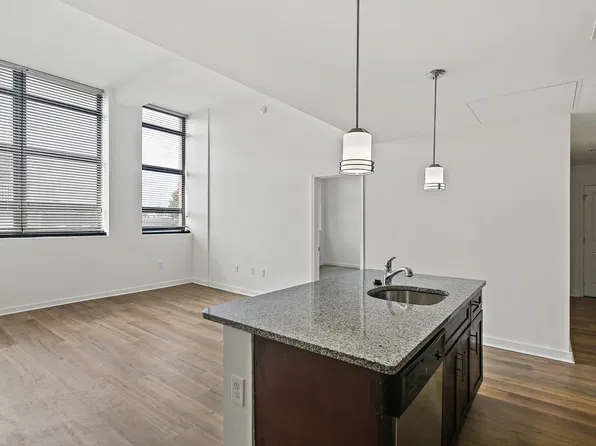 101 Ellwood