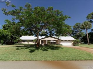 804 NW Forest Dr, Stuart, FL 34994