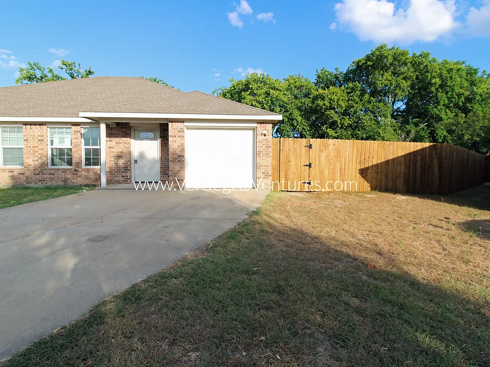 7627 Novella Dr