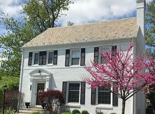 3566 Sutherland Rd, Shaker Heights, OH 44122