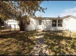 102 Murray Rd, Cheyenne, WY 82007