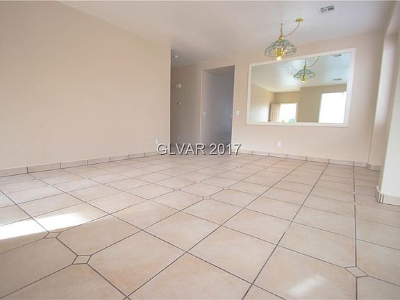 4th image of 1337 Desert Solitude St