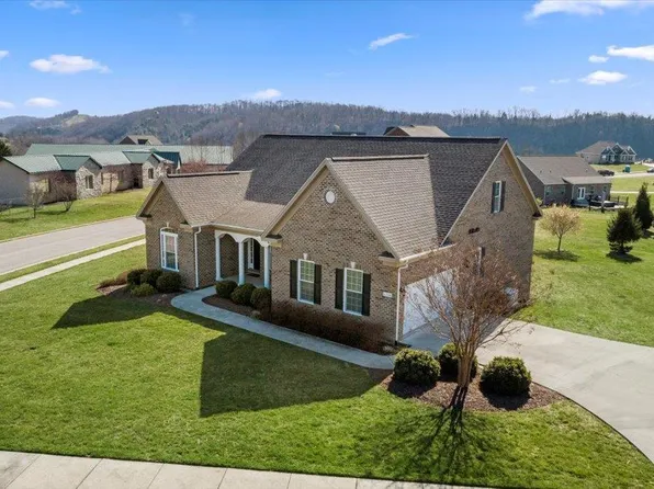 6358 Harbour Town Dr, Radford, VA 24141