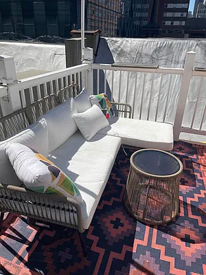 Rented by MOTION New York | media 12