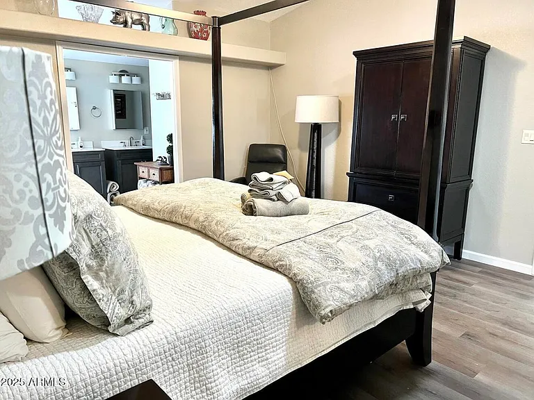 5824 E Montgomery Rd — Photo 21