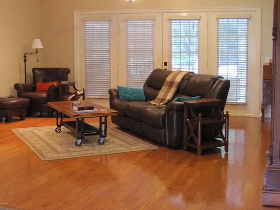 4th image of 5105 Deep Bayou Dr