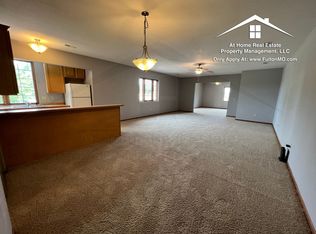 2606 N Bluff St #202, Fulton, MO 65251