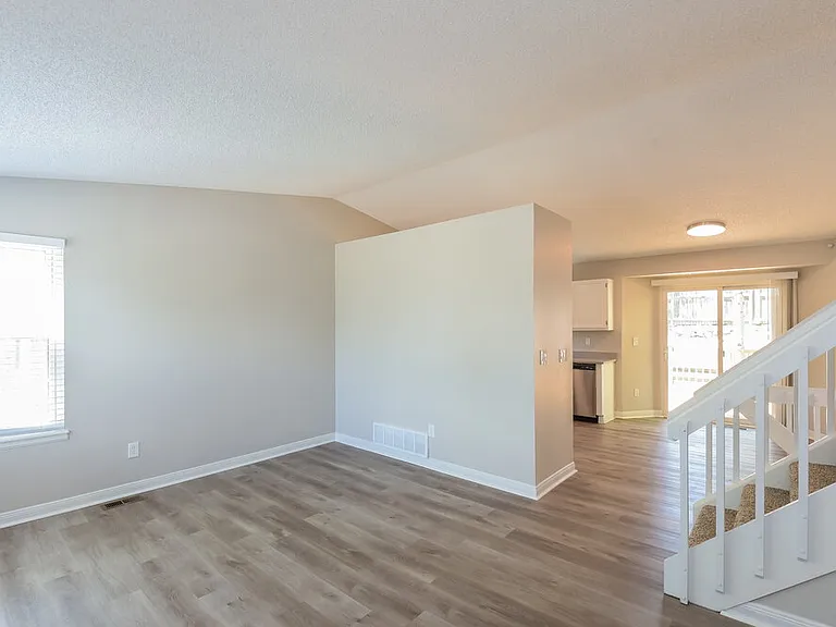 5763 S Quatar Cir — Photo 10