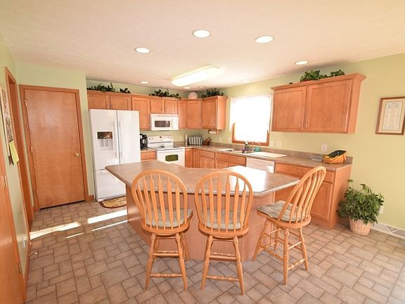 2nd image of 27978 County Road 42