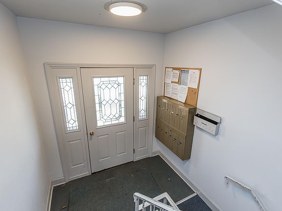 3rd image of 175 Malabu Dr APT 48