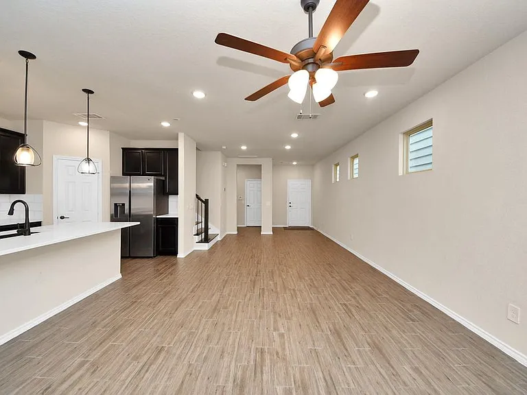 10325 Harmon Smith Dr — Photo 8