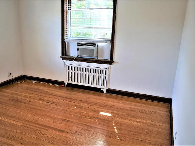 1265 Moorlands Dr — Photo 12