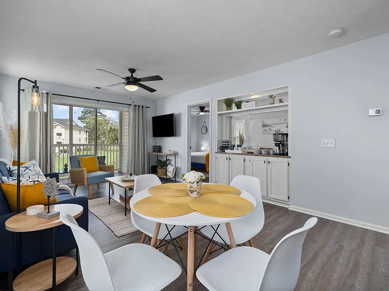 517 White River Dr #22-D — Photo 11