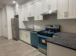 34-04 38th St #1, Long Island City, NY 11101