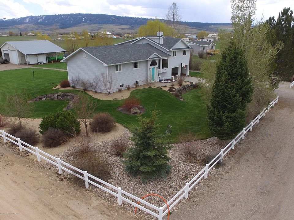1st image of 170 Bowles Ln