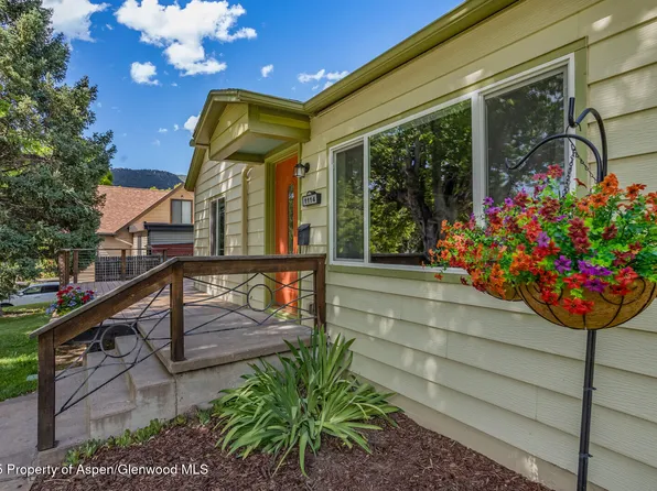 1114 Blake Ave, Glenwood Springs, CO 81601