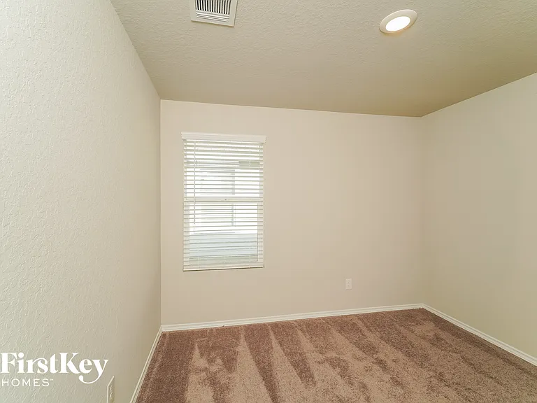 10783 Prusiner Dr — Photo 12