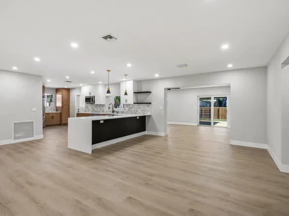 1801 N 48th Ave, Hollywood, FL 33021