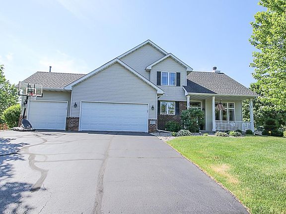 3rd image of 1655 Whitehall Pl