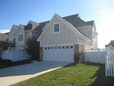 1st image of 285 Callaway Cir