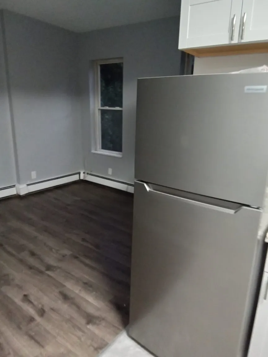 207 Dubois St Floor 1 photo 1