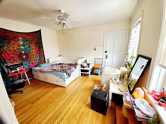 2nd image of 7600 N Ashland Ave #2