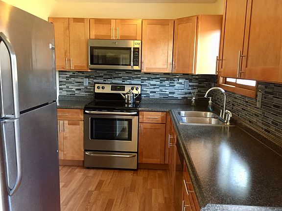 2nd image of 9 Green Meadow Dr